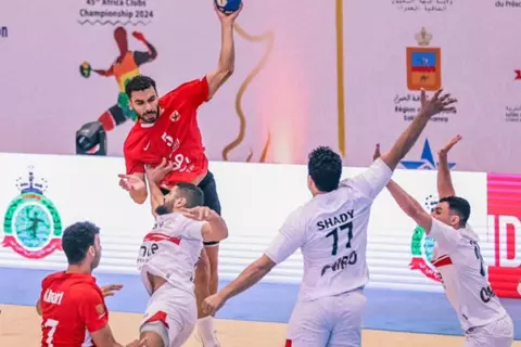 دراما الثواني الأخيرة.. الأهلي يقهر الزمالك بـ "قاضية فيصل" ويتأهل لنهائي أفريقيا لليد (صور)